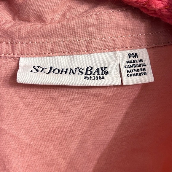 Fitted Pink Button Down Blouse Long Sleeve size MEDIUM Stretchy Preppy - Picture 7 of 8